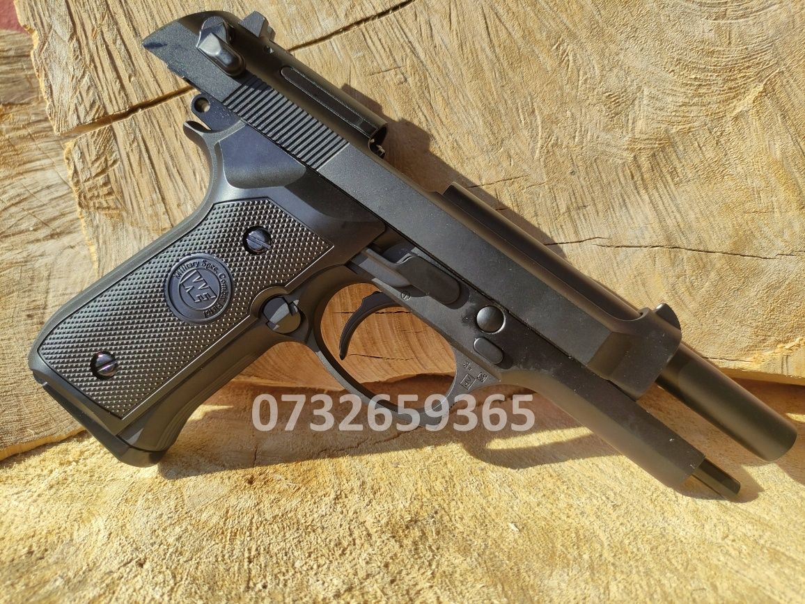 Beretta M92 FullMetal Cu recul puternic GreenGas Pistol Airsoft