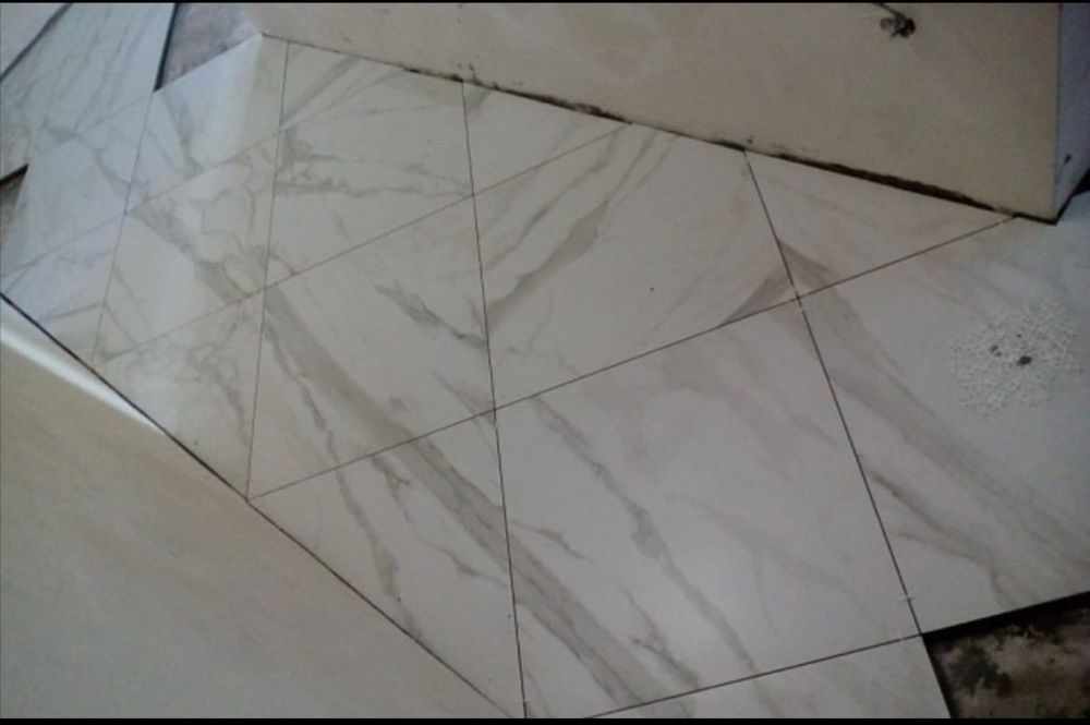 Укладка кафеля , керамогранита