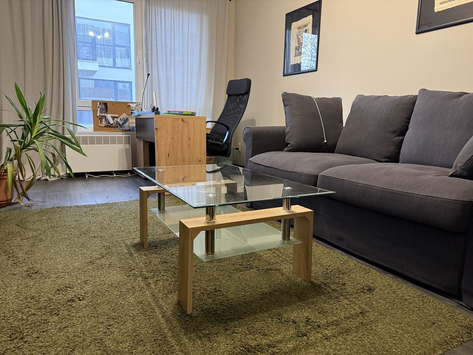 Стъклена Холна маса