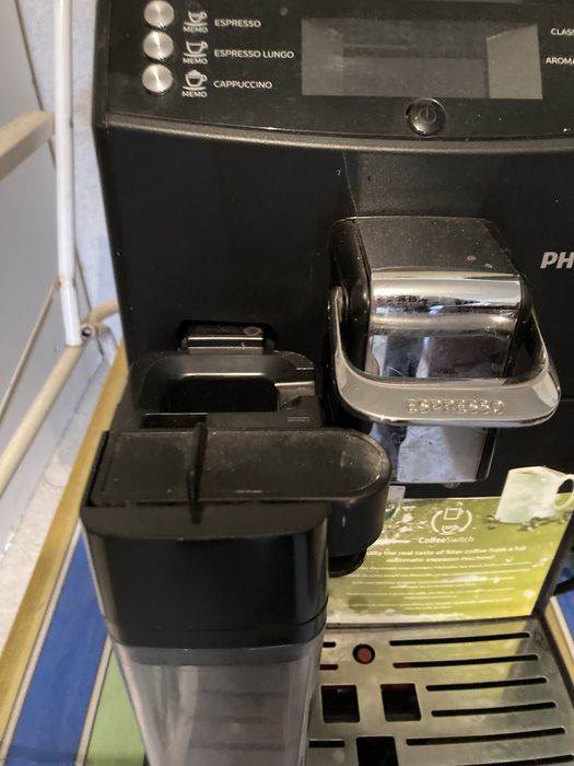 Кафе машина PHILIPS