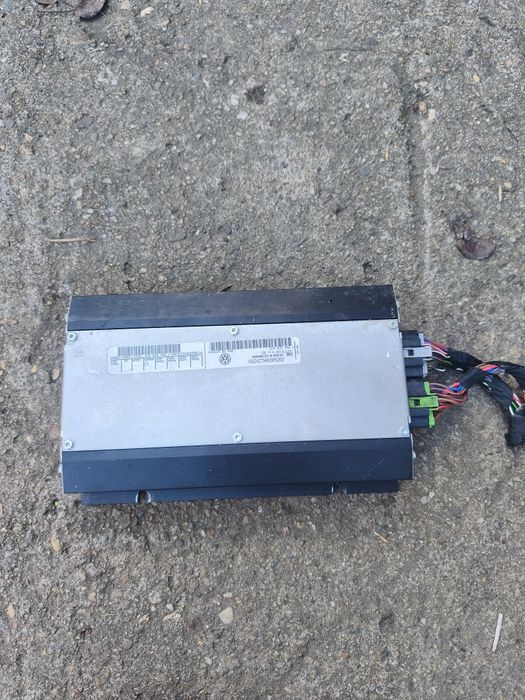 Amplificator audio sunet Volkswagen Passat B6 3C0035456K