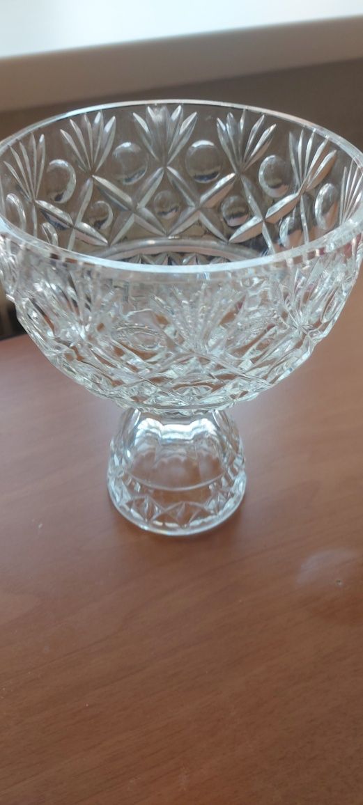 ваза хрустальная