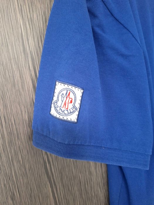 Rochie Moncler mărimea XXL.