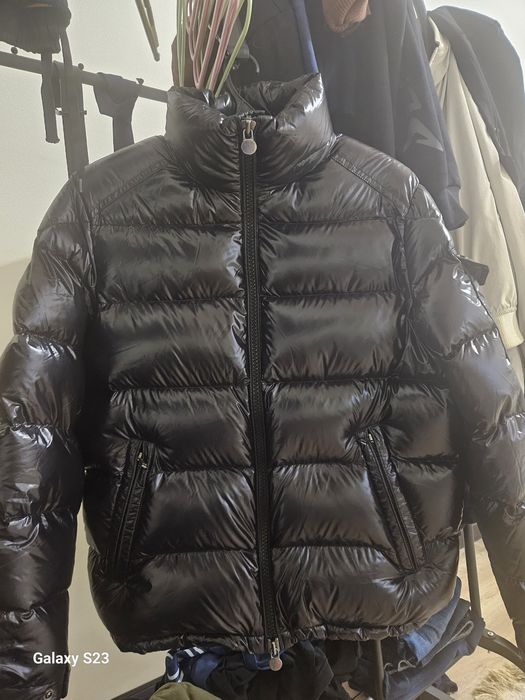 Куртка монклер .