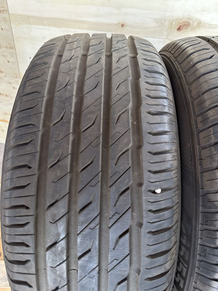 Гуми 215/55/17 SEMPERIT дот 22
