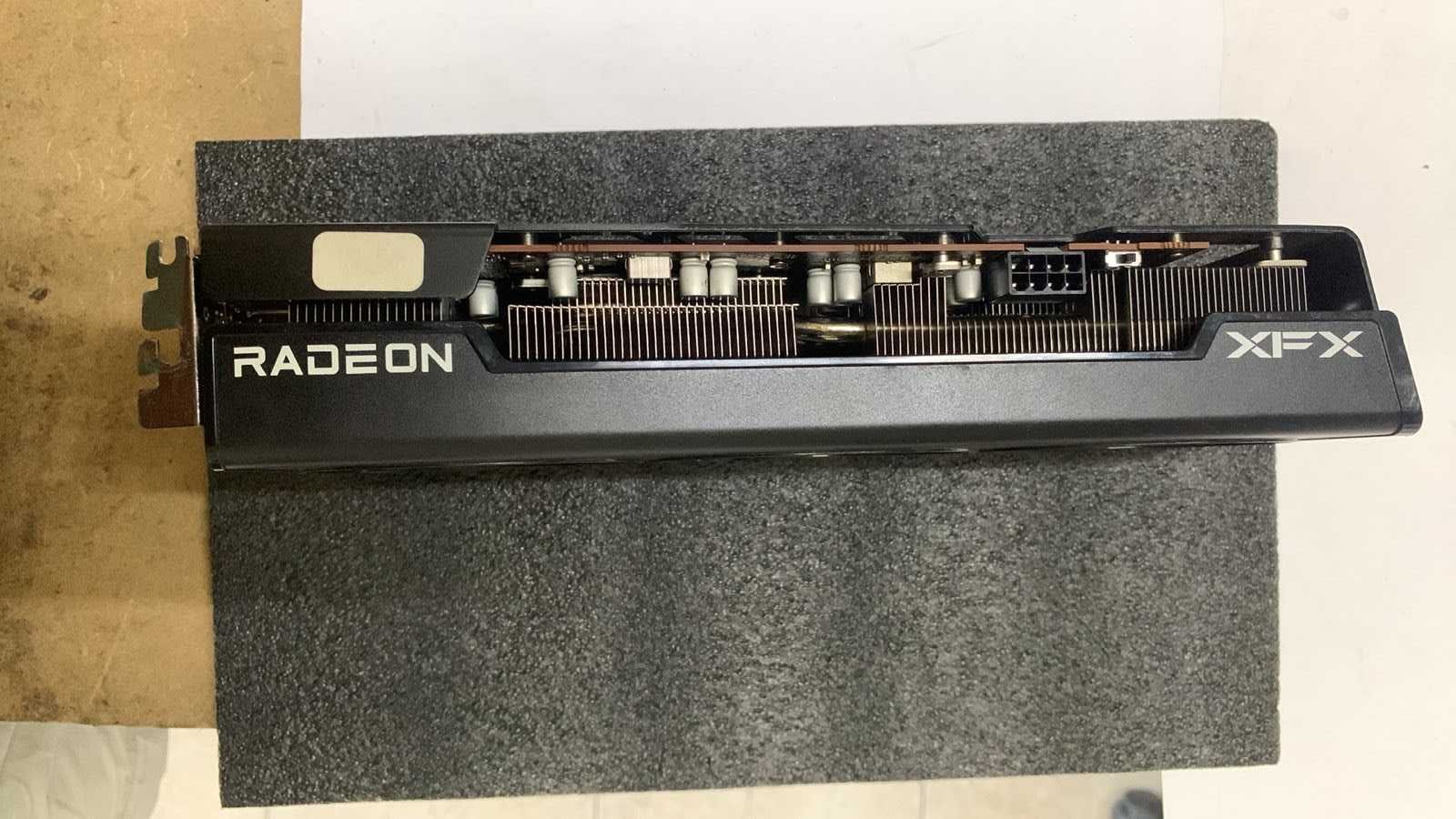 XFX AMD Radeon™ RX 6600 Core  Гаранция 3 месеца