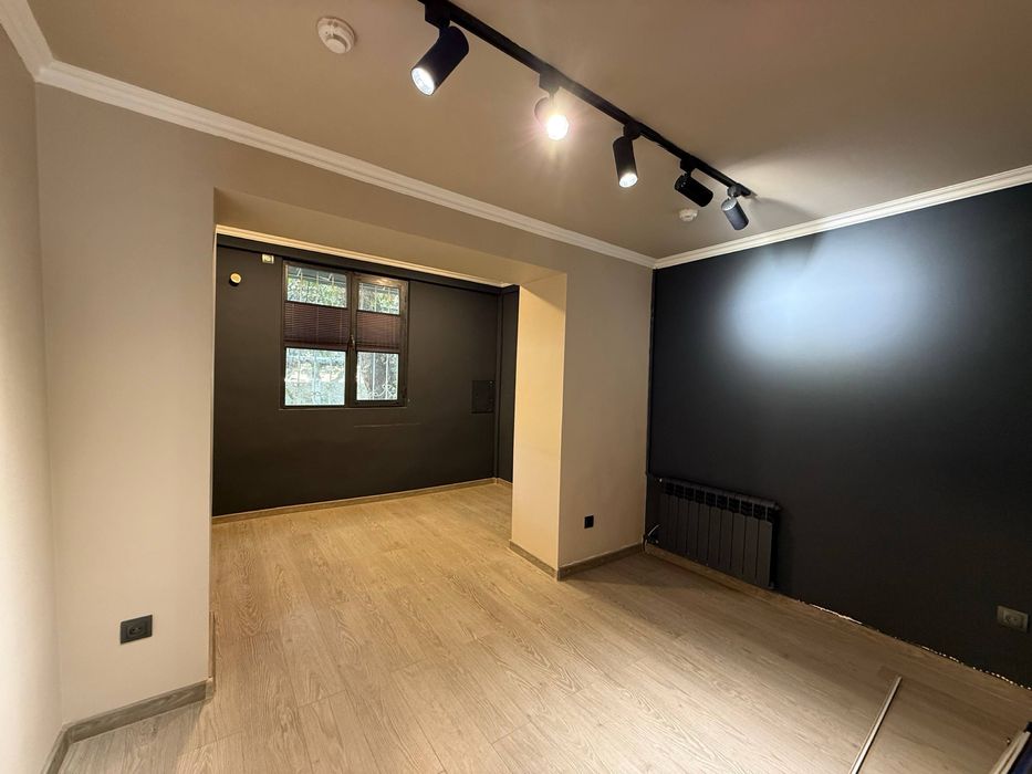 Продаётся нежилое помещение