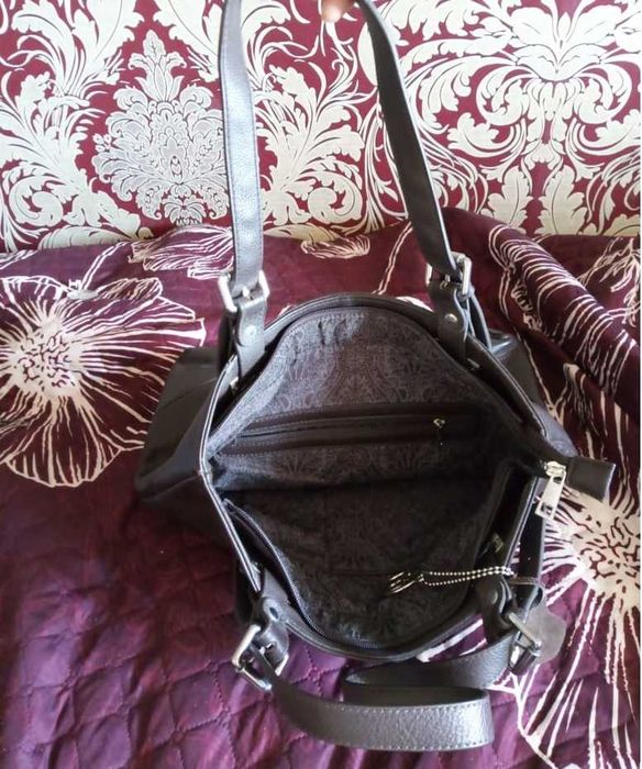 Женскую сумку кожаную cr большую