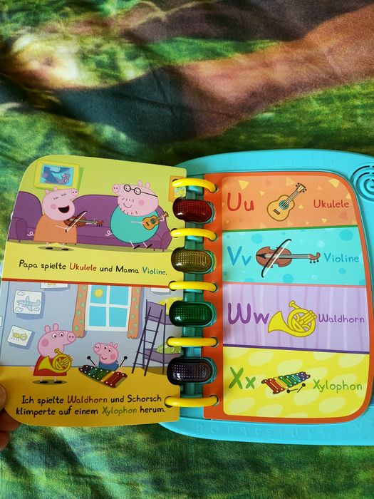 Интерактивна книжка Pepa Pig на немски взик