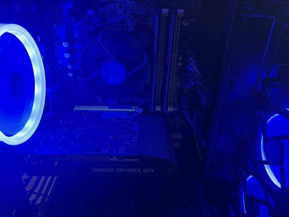 Vand calculator gaming + periferice