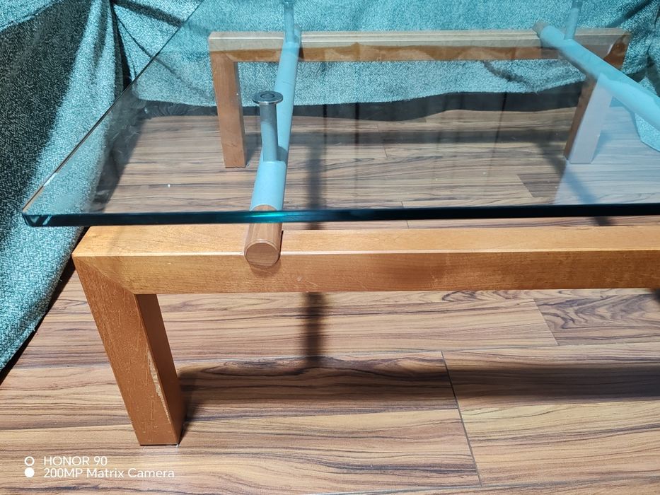 Masuta de cafea, sticla