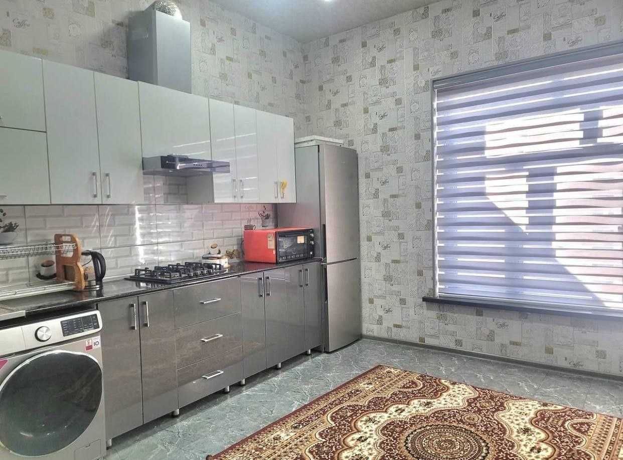 Юнусабад 15 кварталда 2.2 сотули участок сотилади 7 хона!