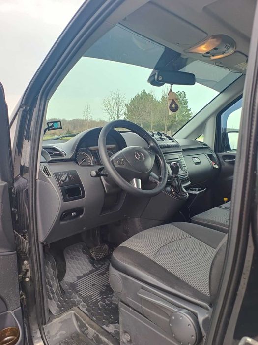 Mercedes-Benz Vito 8+1  2012 Vânzare/Închiriere