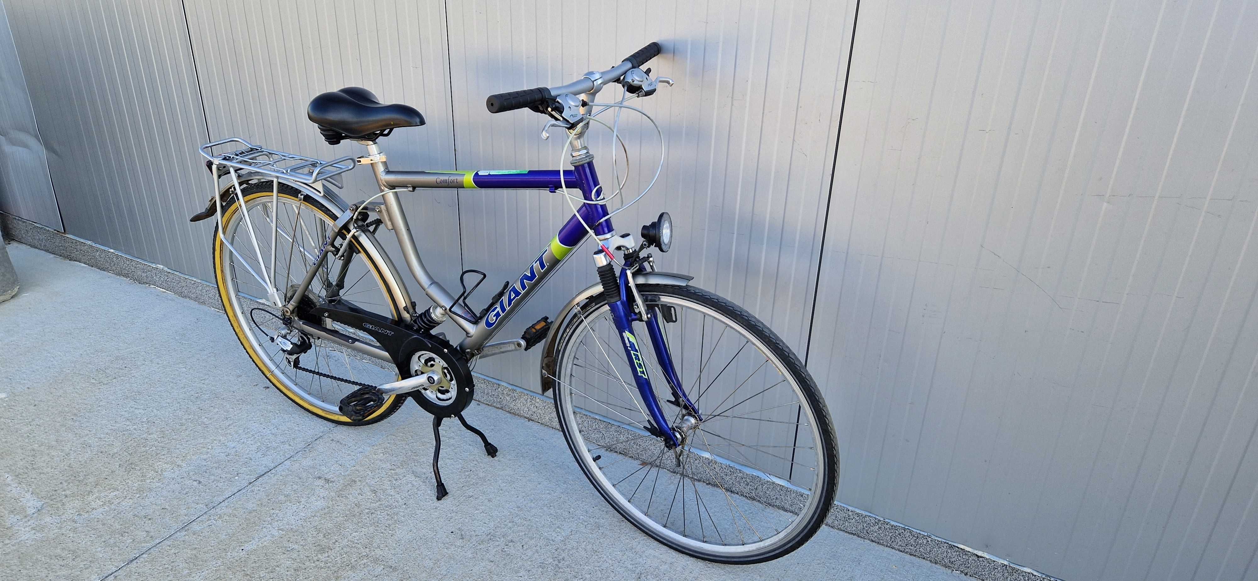 Алуминиев градски велосипед GIANT колело 28"