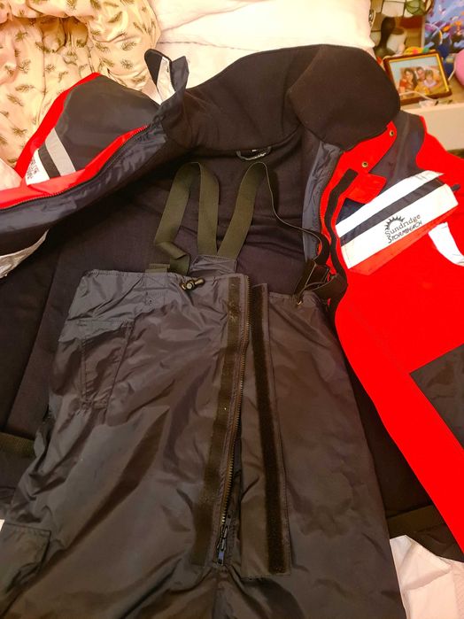 costum iarna pescuit  plutitor geaca cu gluga pantaloni cu bretele