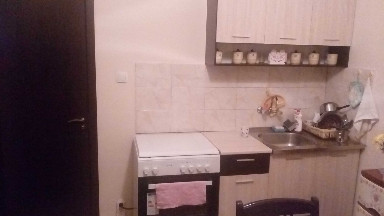 Дава се под наем Едностаен апартамент в Пловдив, Тракия - 18 кв.м за 112.2 € - Снимка #2
