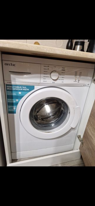 Vând mașină de spălat Arctic