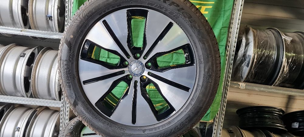 Set complet roti Mercedes EQC/ GLC  235 55 R 19 Pirelli / Bridgestone