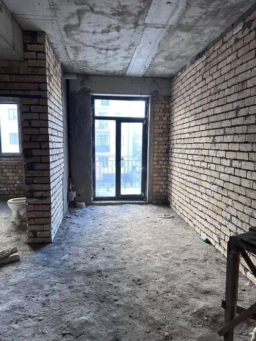 Срочно продается 2/2/9 ЖК Олмос Резиденс, Яшнабод