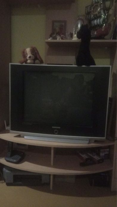 Продам телевизор Самсунг