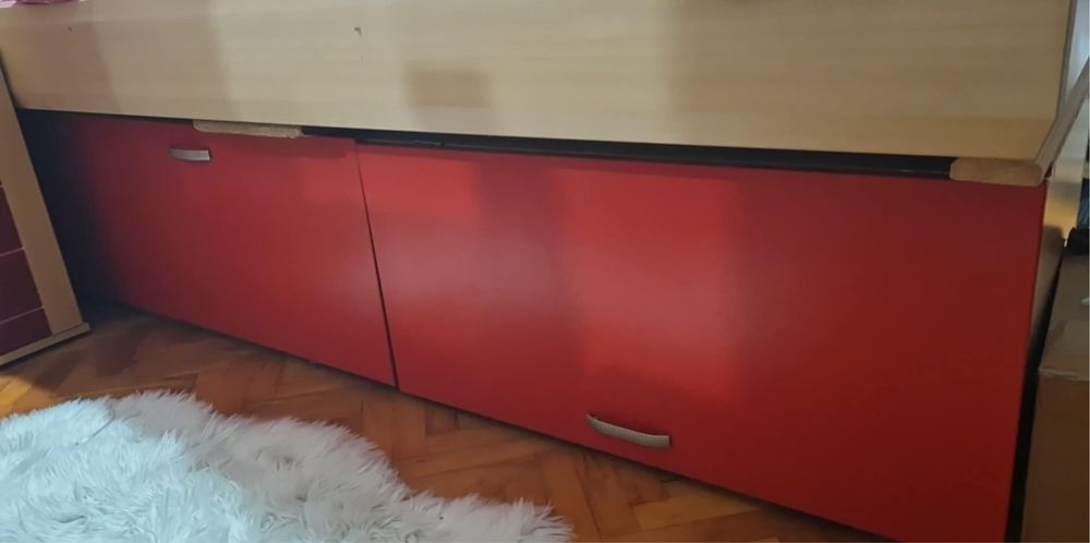 Mobila dormitor cu pat
