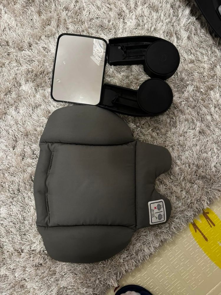 Cybex cloud Z Platinum перфектно състояние