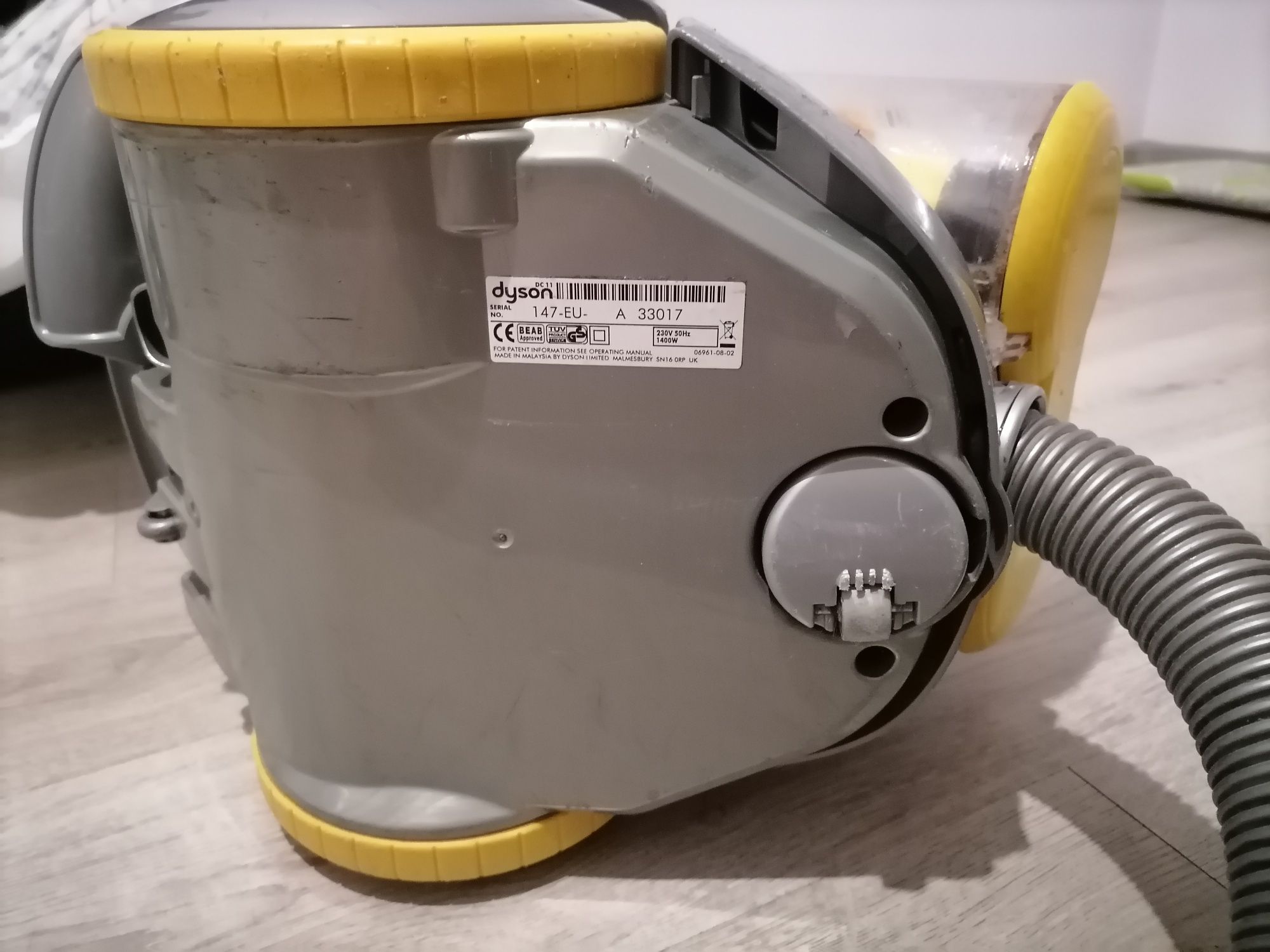 Прахосмукачка Dyson 147-EU