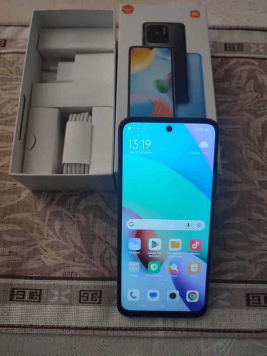 НОВ мобилен телефон Redmi 10 128 GB   4GB+2GB   тъмносив графитен цвят