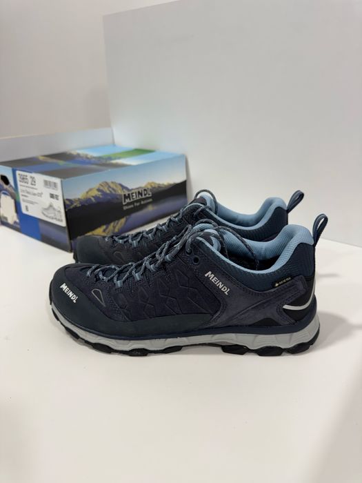 Дамски туристически обувки Meindl LITE TRAIL LADY GTX