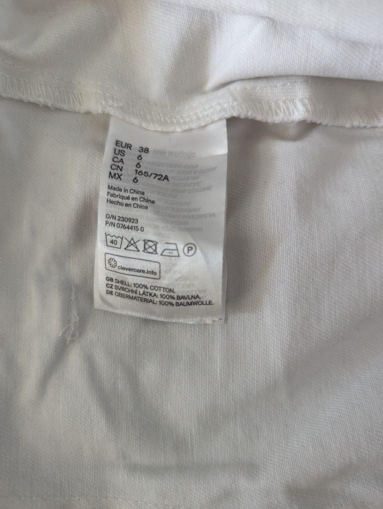 Памучна пола на НМ, размер 38, блузата е подарък