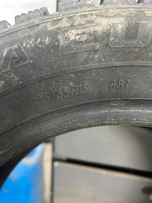 Продам шины зимние