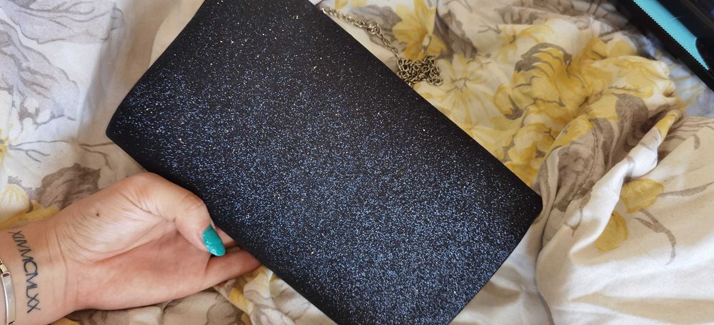 Луксозна мини чантичка