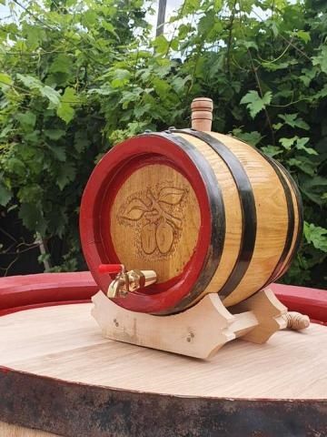 Butoaie de lemn. Producem și la comanda. Material SALCAM SI STEJAR