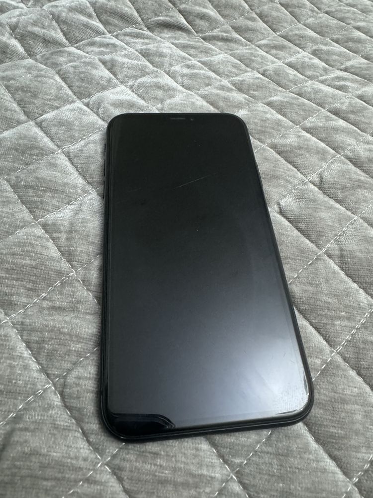 Продам iphone xr