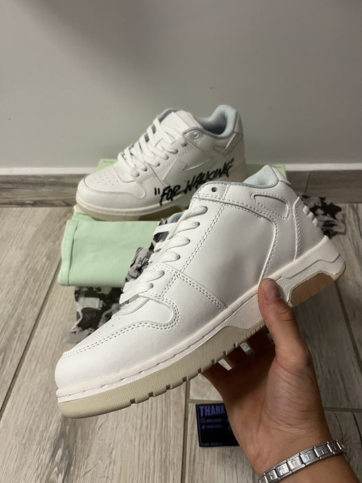 Off White OOO /Odsy 1000