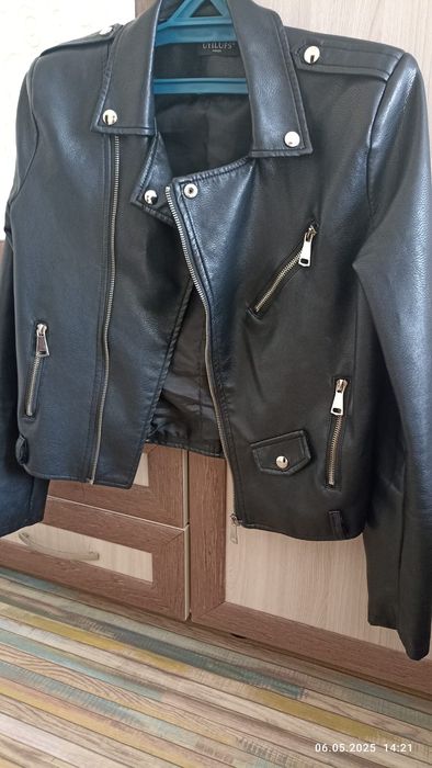 Женская верхняя  одежда