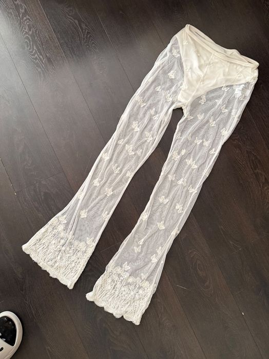 Прозрачни дантелени панталони Bershka