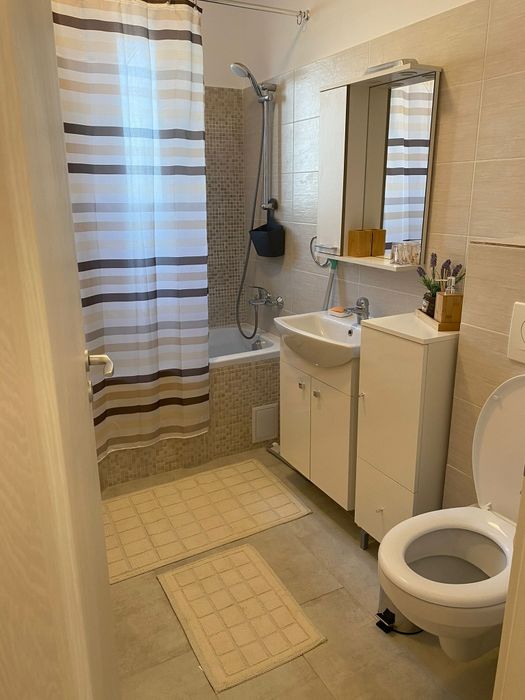 Proprietar, inchiriez apartament 2 camere, zona Giroc