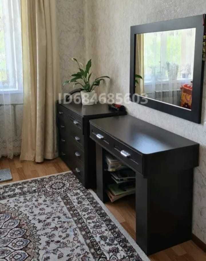 продам спальный гарнитур мебель шкаф в прихожую