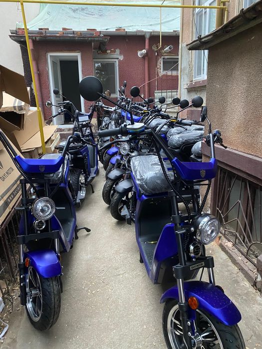 Scutere electrice 3000W autonomie 150km 11 scutere disponibile