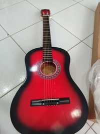 Gitara yangi holatda