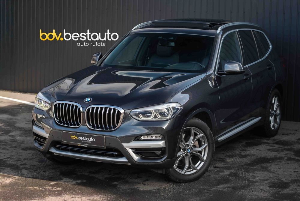 BMW X3 X3 20i X Line / Pano / Camera / Keyless / Assist / LED