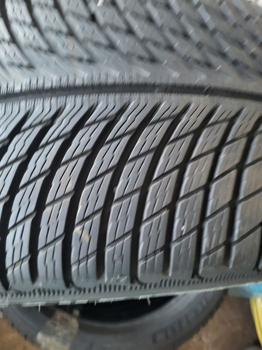 Anvelope Michelin Pilot 5 de iarnă 3 buc