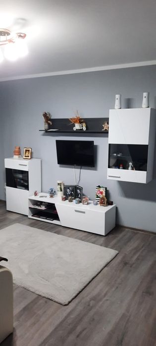 Apartament 2 camere de închiriat decomandat