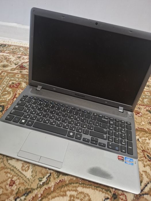 Ноутбук модель:NP350V5C