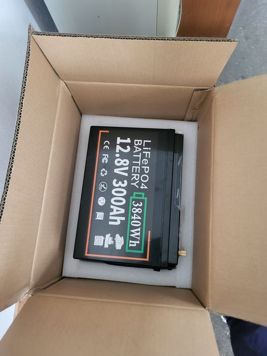 Vand acumulatori lifepo4 300A. NOI.  TRANSPORT GRATUIT.