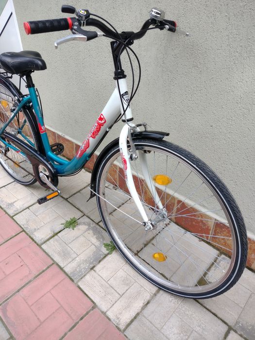 Bicicleta de oraș R 28
