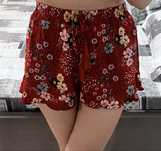 Pantaloni scurti de vara