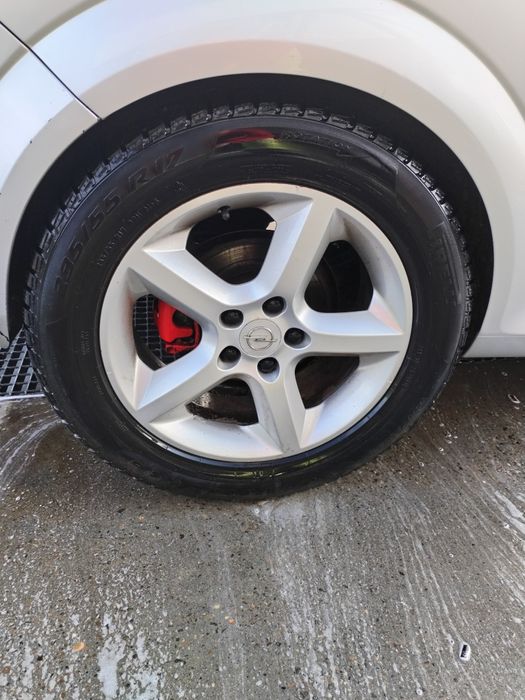 Vând Opel Astra GTC Sport