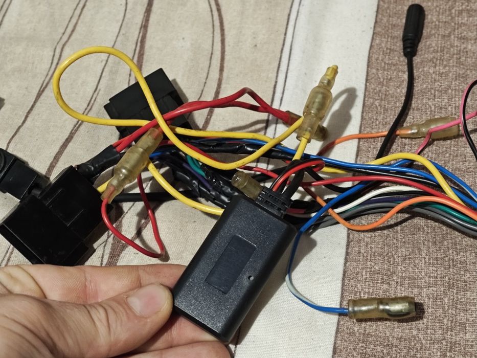 Висок клас CD плеър Alpine 9855R Bluetooth и дистанционно